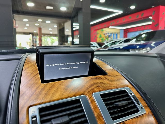 Aston Martin DB9 Coupé 5.9 V12 450cv