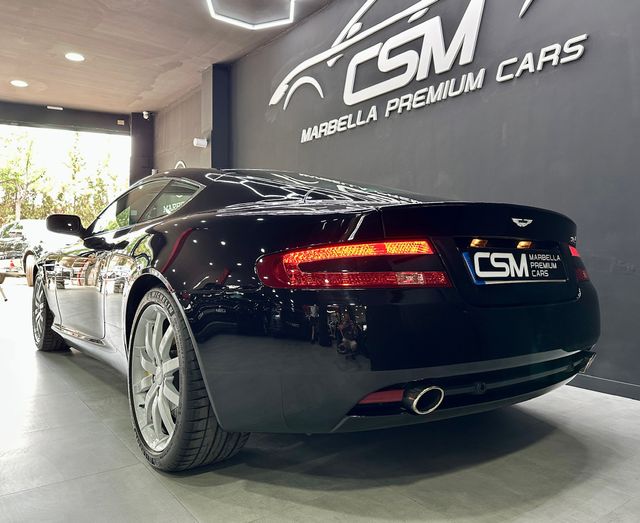 Aston Martin DB9 Coupé 5.9 V12 450cv
