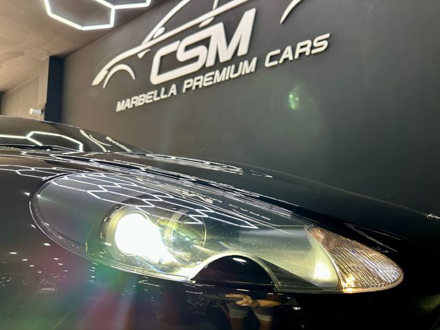 Aston Martin DB9 Coupé 5.9 V12 450cv