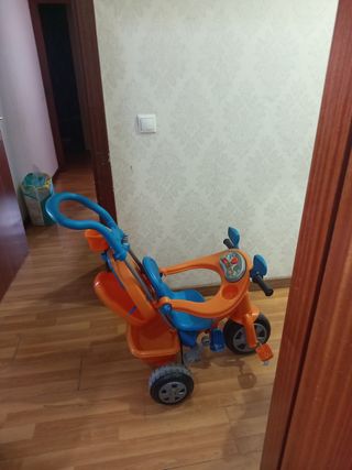 Triciclo infantil - Azul y Naranja