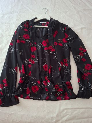 Blusa TERRANOVA flores roja S