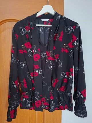 Blusa TERRANOVA flores roja S