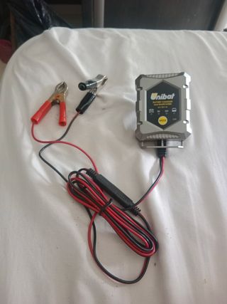 Cargador bateria Unibat 6V-12V