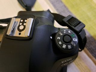 Canon EOS 6D Mark II cámara réflex