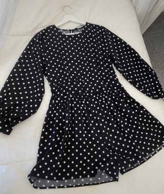 Mono corto lunares ZARA. Sin estrenar 