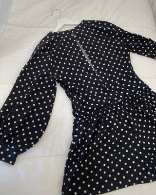 Mono corto lunares ZARA. Sin estrenar 