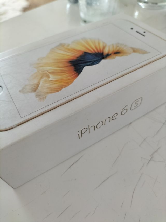 Caja iPhone 6s Gold 64GB