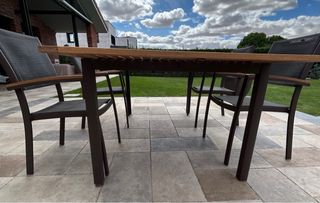 Mesa jardín extensible madera y aluminio + 4 silla