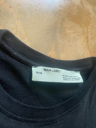 Camiseta Off-White negra