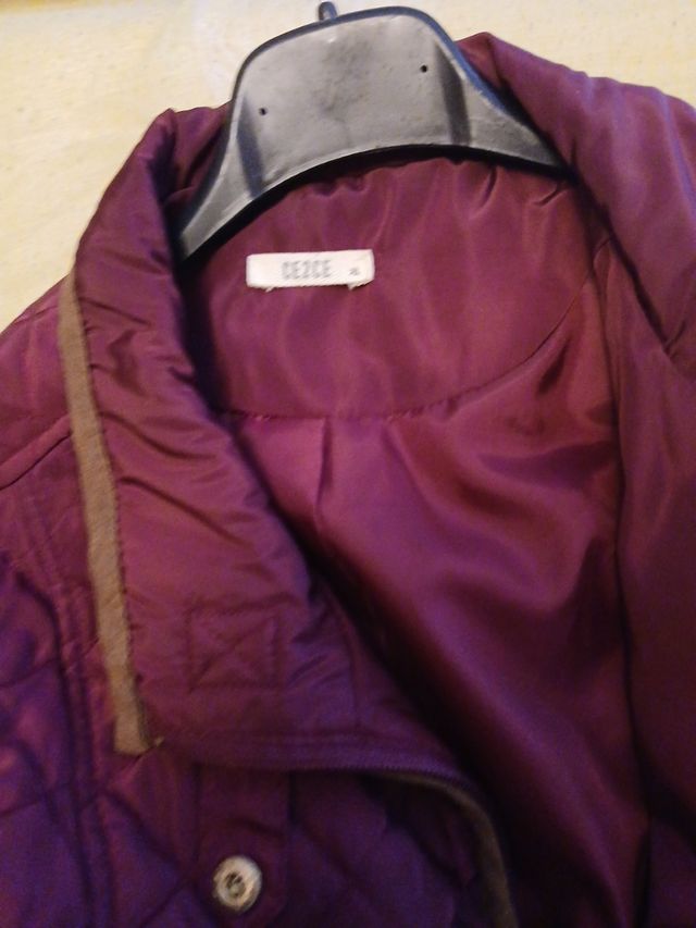 Chaqueta acolchada Deice morada