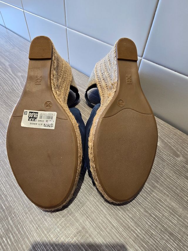 Sandalias cuña azul marino - talla 36