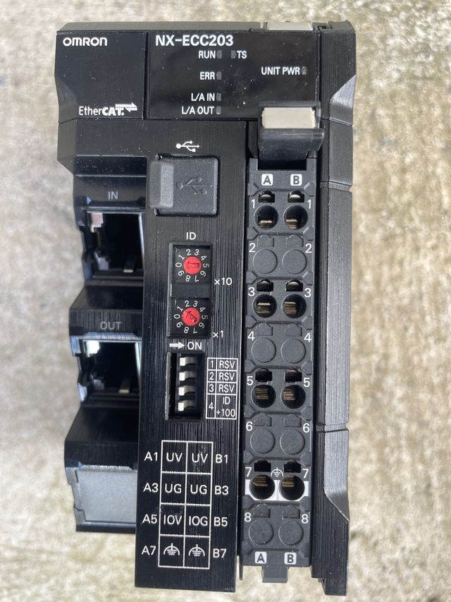 Módulo Omron NX-ECC203