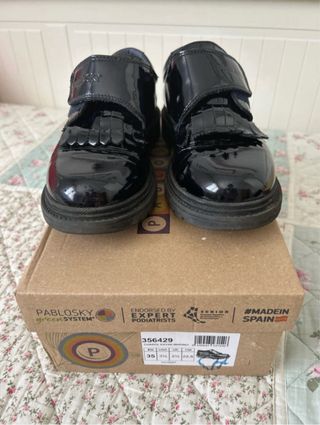 Zapatos Pablosky niña, charol
