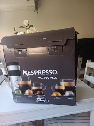 Cafetera Nespresso VERTUO PLUS