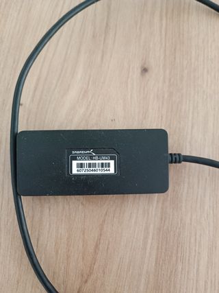 Hub USB 4 puertos Sabrent