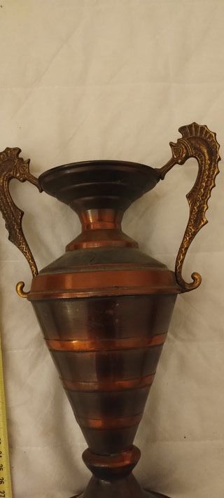 Vaso in rame antico