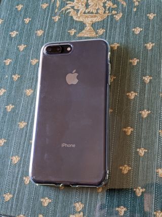 iPhone 8 Plus