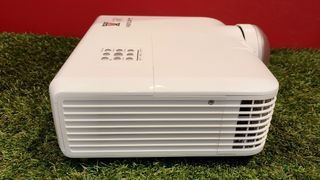 PROYECTOR MITSUBISHI. 2A OPORTUNITAT