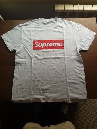 Camiseta Supreme