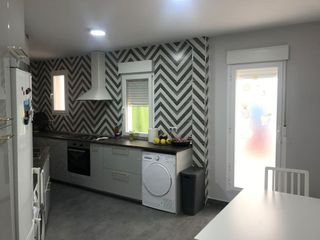 SE ALQUILA HABITACIÓN TODOS LOS GASTOS INCLUIDOS