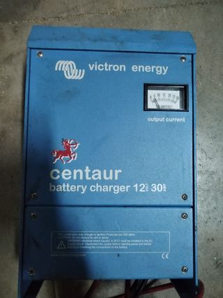 baterías Victron Energy Centaur 12 Volios 30 amper