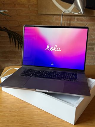 MacBook Pro 16" 2020 - i9, 32GB, 1TB