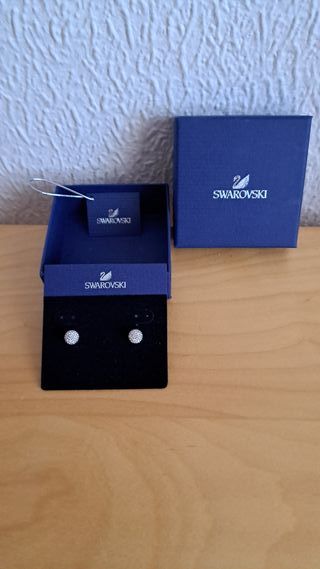 Pendientes Swarovski  Blow Nuevo. Plateado