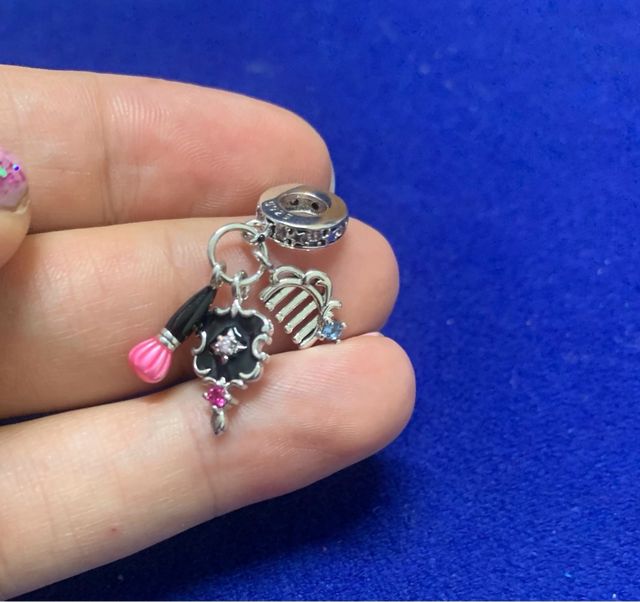 Charm Espejo, Peine, Brocha pulsera Pandora Plata