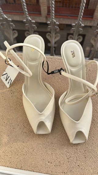 Sandalias Zara blanco roto