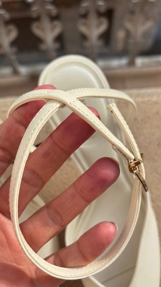 Sandalias Zara blanco roto
