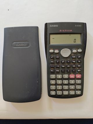 Calculadora CASIO fx-82MS