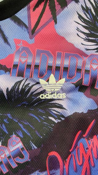 Camiseta Adidas Multicolor 