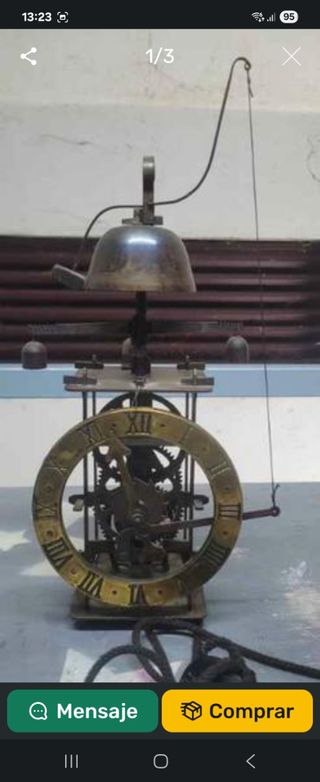 Reloj antiguo de péndulo