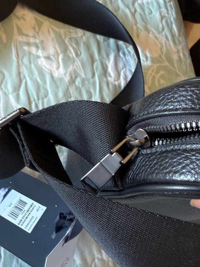 Bandolera Tommy Hilfiger negra