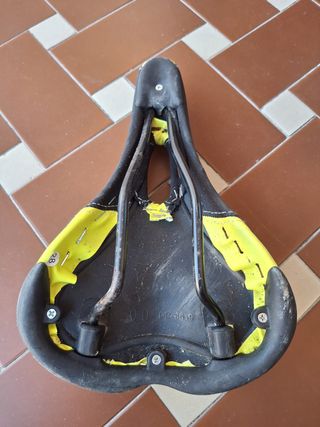 Sellino bici sportivo usato