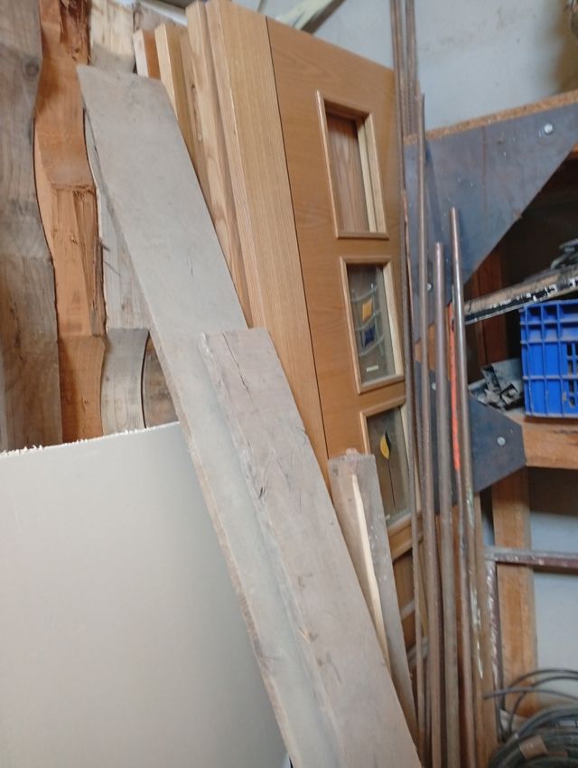 Puertas madera maciza sin usar.