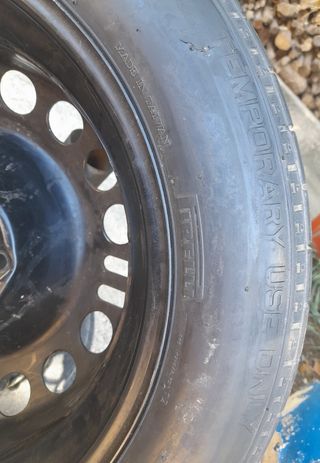 Rueda de repuesto de emergencia Pirelli