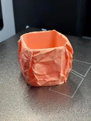 Maceta 3d diseño arrugado
