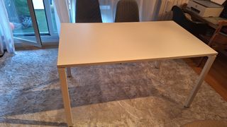 Mesa blanca comedor - Moderna