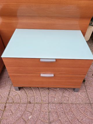 Cabecero cama + 2 mesitas + cómoda