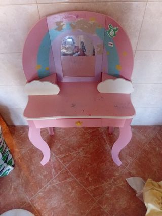 Tocador infantil arcoiris