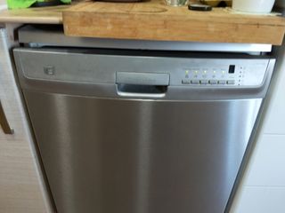 Lavavajillas Electrolux - Acero inoxidable.