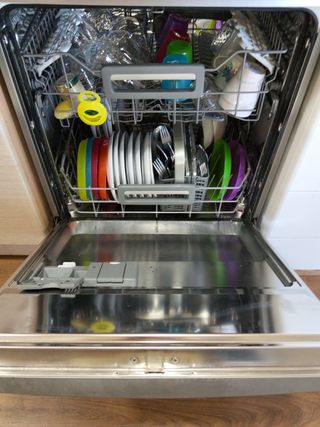 Lavavajillas Electrolux - Acero inoxidable.