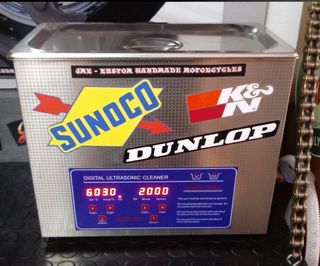 Limpieza por ultrasonidos.