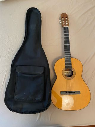 Guitarra clásica Admira Rosario