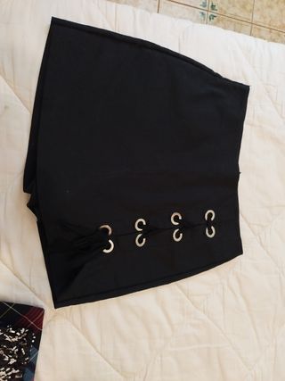 Falda pantalón negra Stradivarius