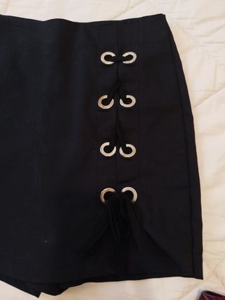 Falda pantalón negra Stradivarius