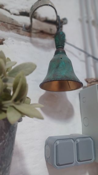 Lampara antigua metal dorada-verde