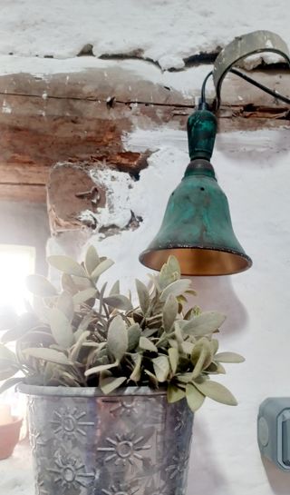 Lampara antigua metal dorada-verde