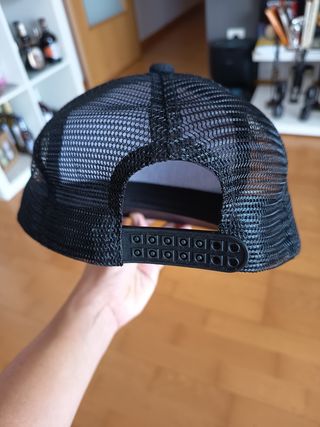 Gorra Leones negra c/amarillo